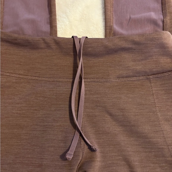 Rusty Brown Nike Dri-Fit Leggings - Picture 5 of 7